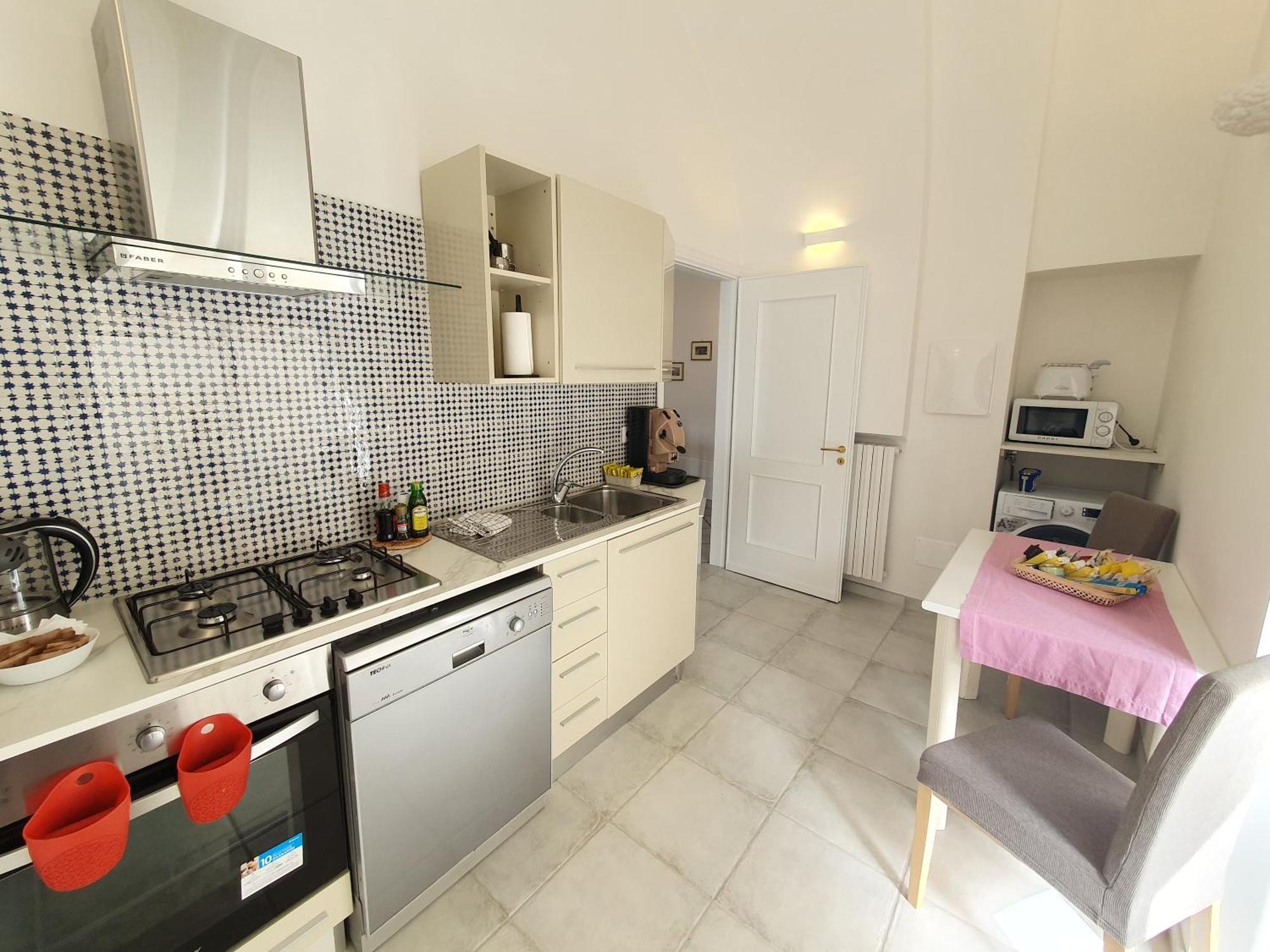 Apartamento Vicaria By Amalfivacation Minori Exterior foto