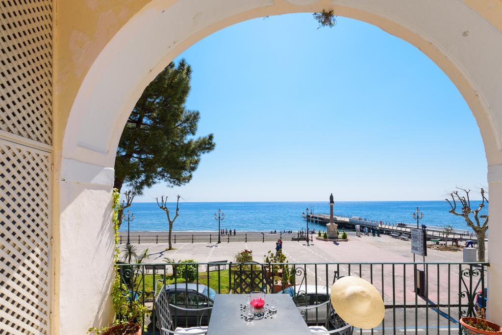 Apartamento Vicaria By Amalfivacation Minori Exterior foto
