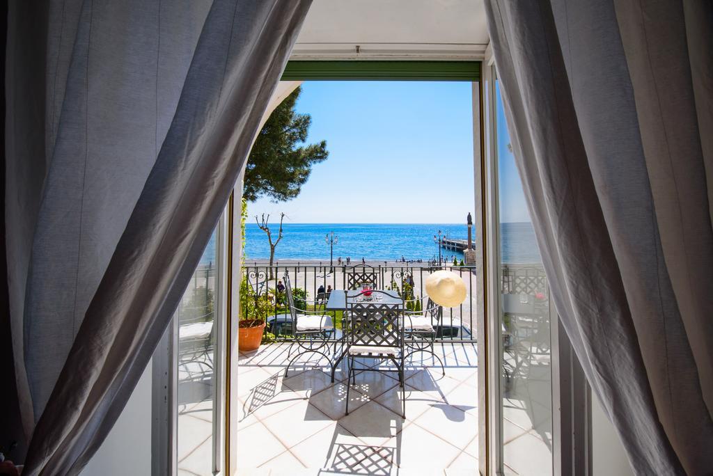 Apartamento Vicaria By Amalfivacation Minori Exterior foto